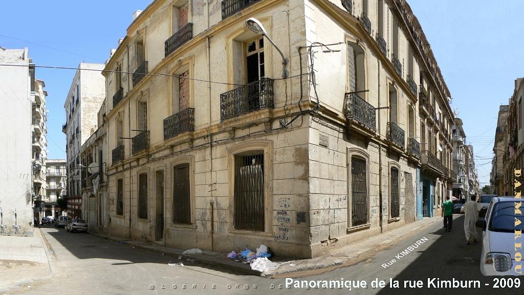 ORAN 2009 pano rue Kimburn et rue allant vers la place des victoires.jpg